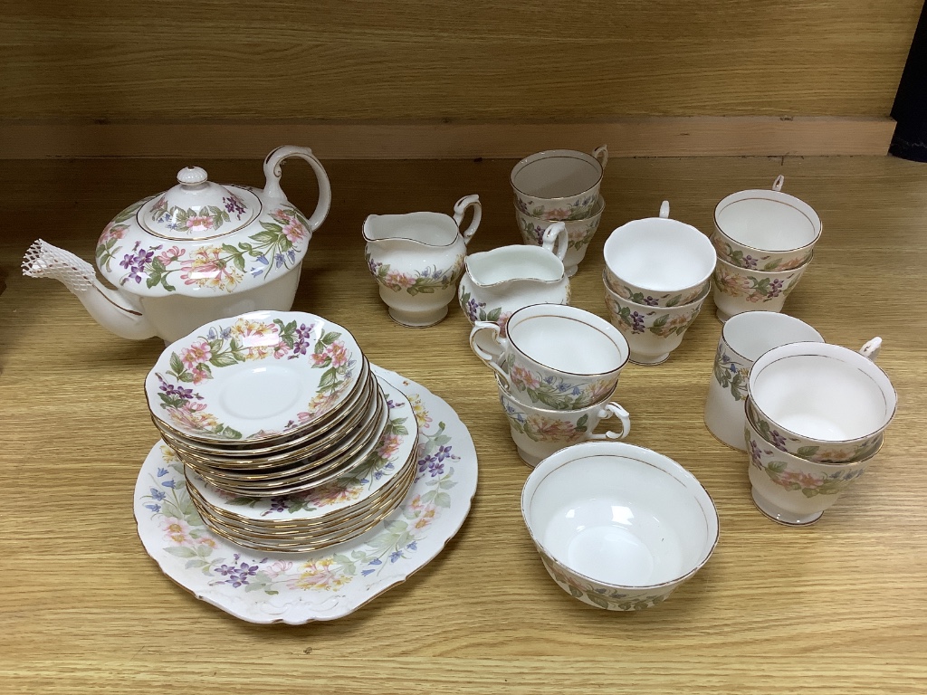 A Royal Albert Country Lane pattern part service